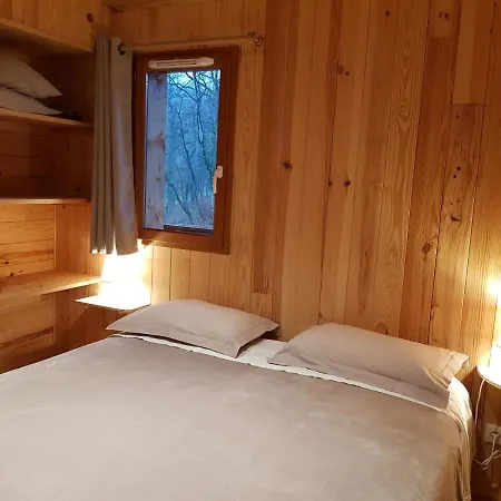 Les Mathieux La Cabane Du Parc Bongheat Exterior photo